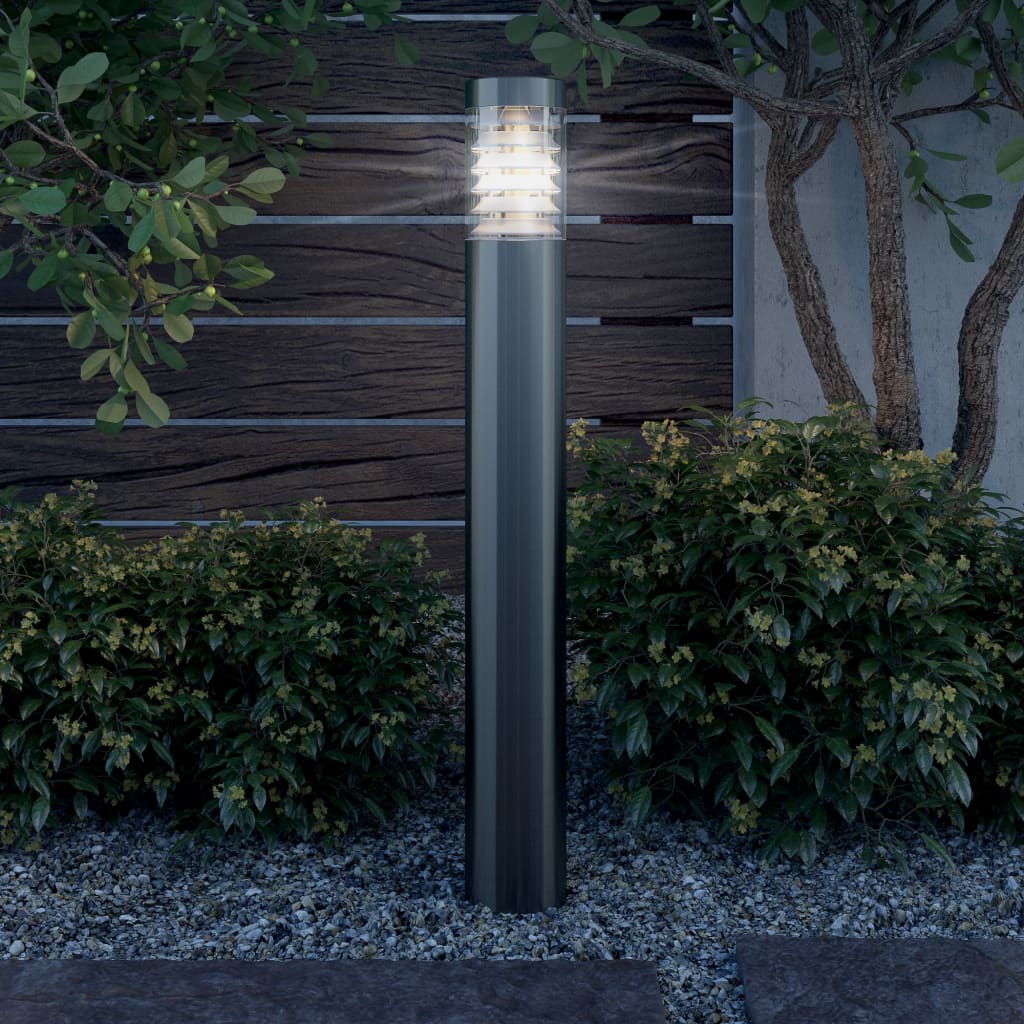 Āra Lampa, Nerūsējošs Tērauds