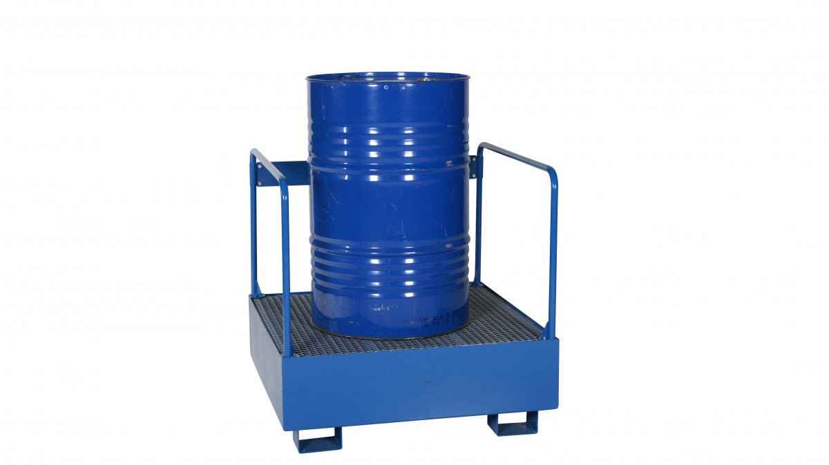1 drum, standing with safety railing