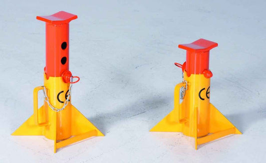 HT-9, Pair of stand, Cap 18 T.