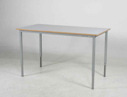 Worktable 1600 mm. cap.150 kg